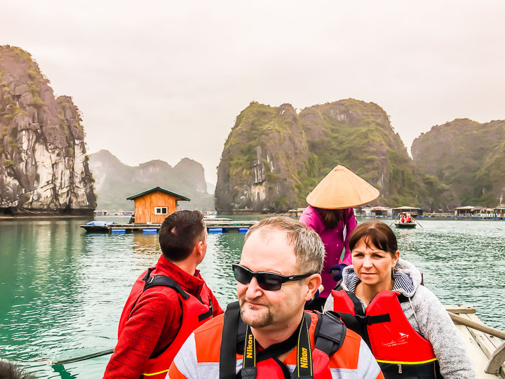 Halong bay Cruise row boat