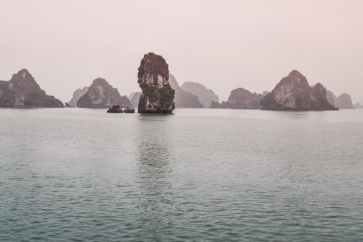 Halong Bay Cruise scenery