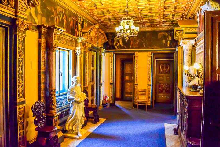 Hearst Castle Tour cottage