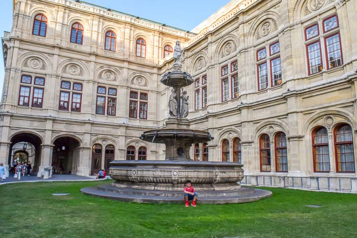 Vienna Ultimate 3 Day Itinerary opera house