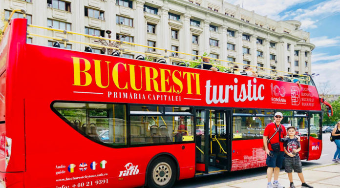 what to do in bucharest hop on hop off