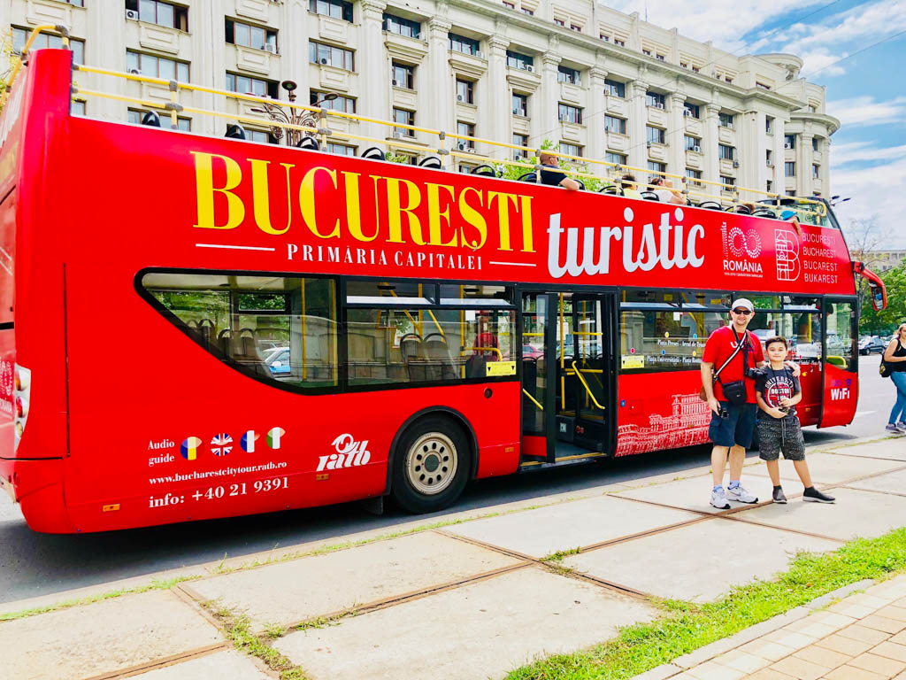 tourist bus bucharest