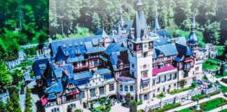 Peles Castle Tour sign