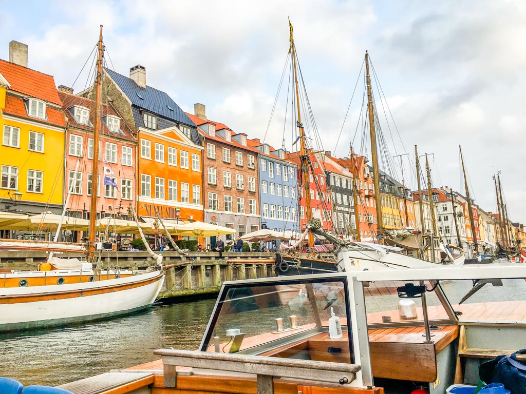 copenhagen canal cruise from nyhavn