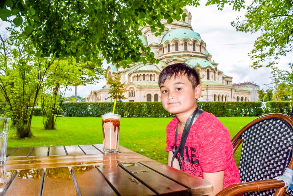 Free Walking Tour Sofia 100 Nevsky cafe