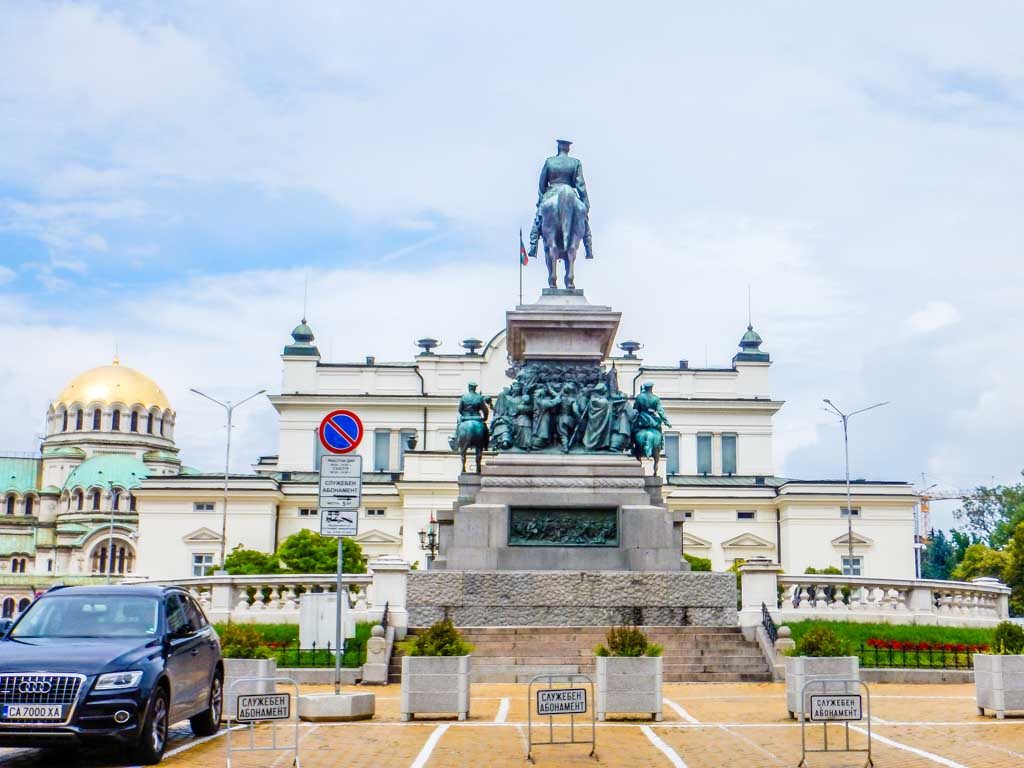 sofia sightseeing 100 tzar liberator