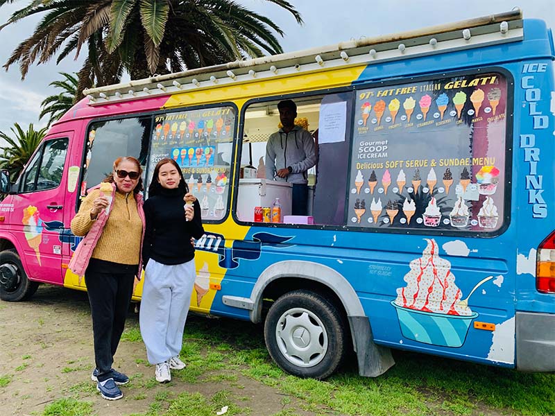 Geelong-Eastern-Beach-gelati-van